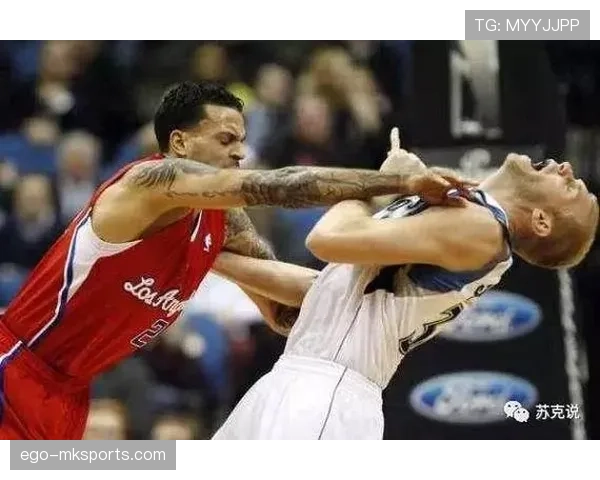 巴恩斯突破+无球跑动拉开空间 提升球队进攻多样性