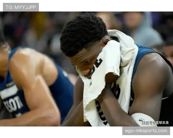 爱德华兹突破拉开差距提升森林狼关键进攻效率